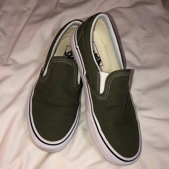 vans slip on army green